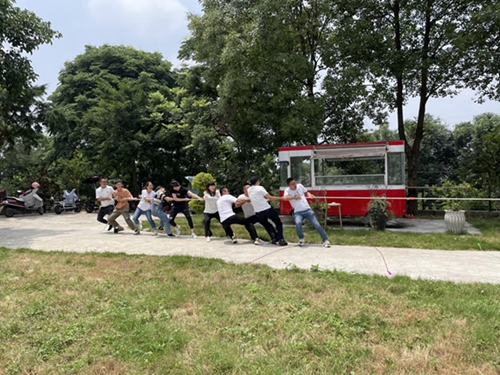 �����l(f��)չ��˾���ж��^�M(j��n)�����h������������l(f��)չ��˾�_չ����(hu��)���(d��ng)